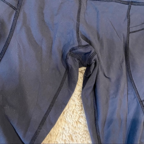 Lululemon Blue Ruched practice daily Crop Leggings 8 - Picture 8 of 12
